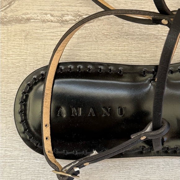Elegant Black Leather Sandals Amanu - Picture 5 of 11